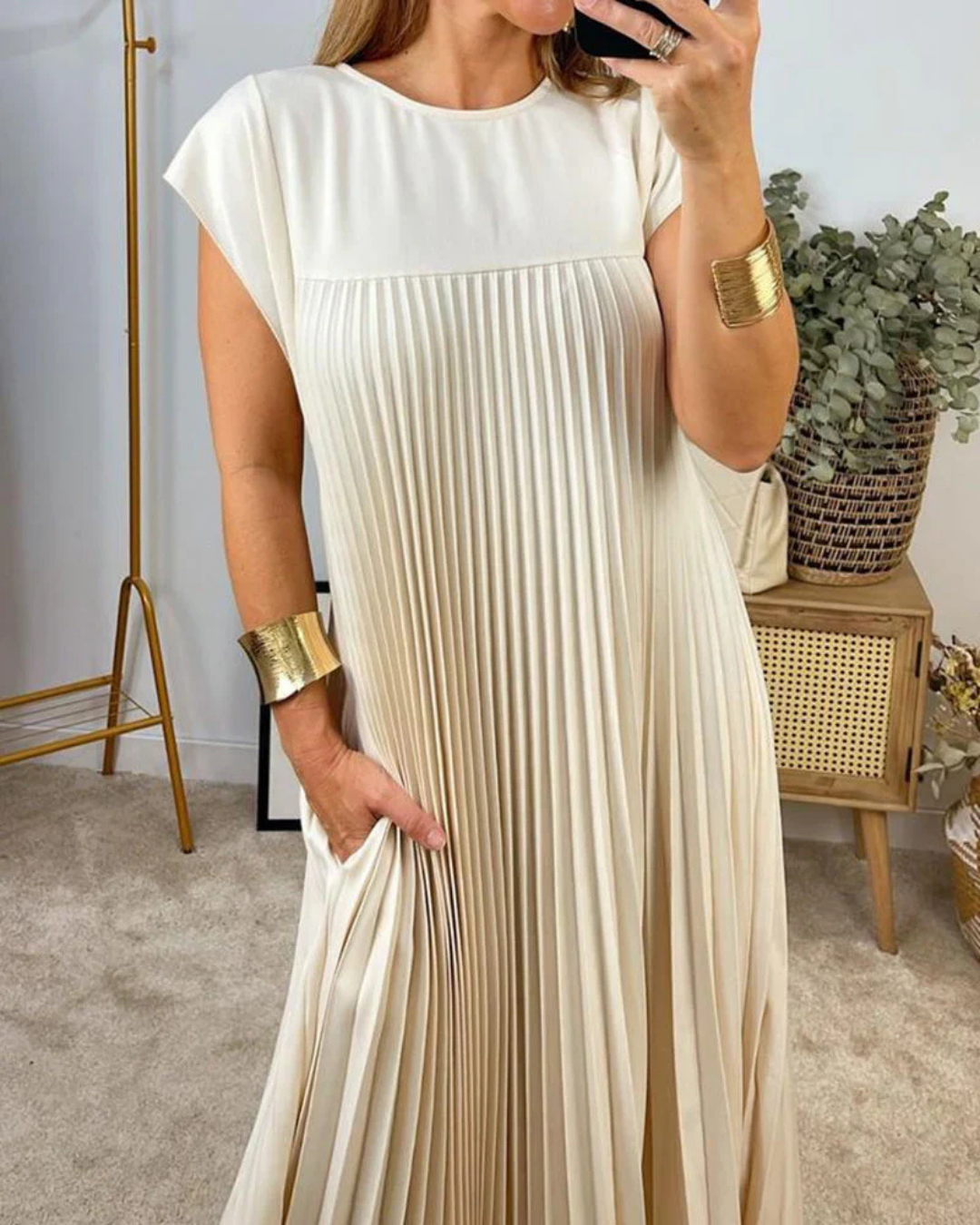 Mila | Womenâs Pleated Maxi Dress