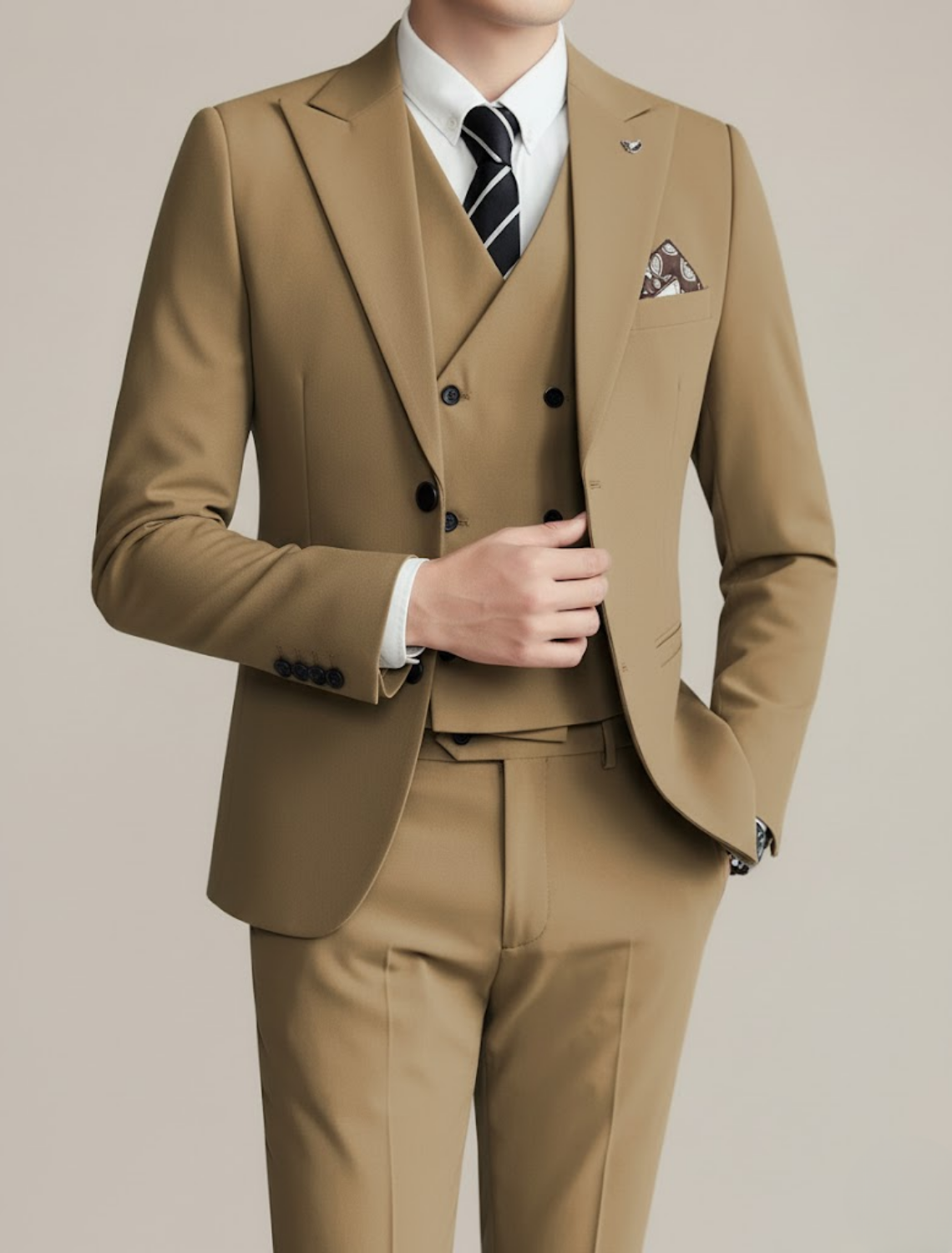 Aiden | Men’s Double-Breasted Three-Piece Suit