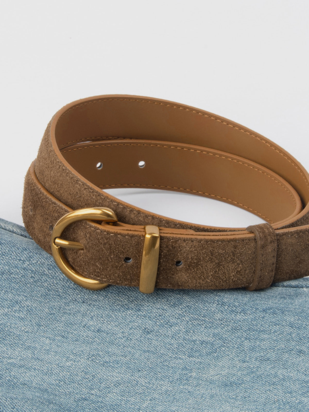 Aveline | Womenâs Suede Round Buckle Belt