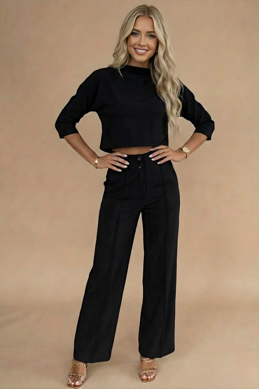 Viviene | Women’s Cropped Two-Piece Set