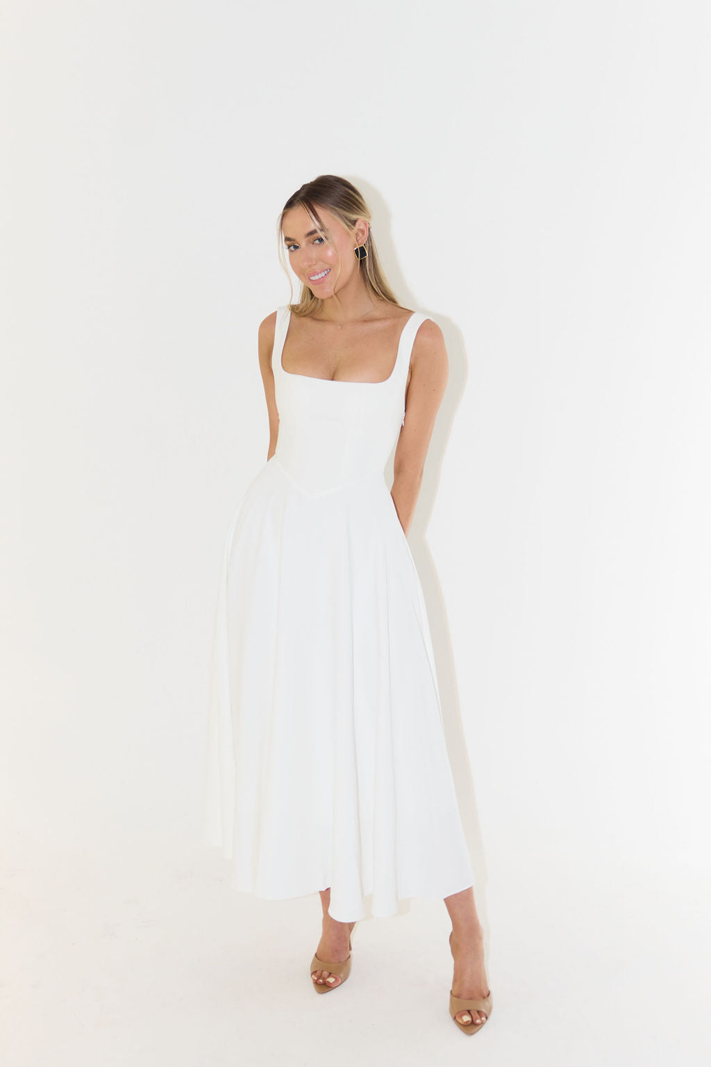 Edmée | Women’s Sleeveless A-line Maxi Dress