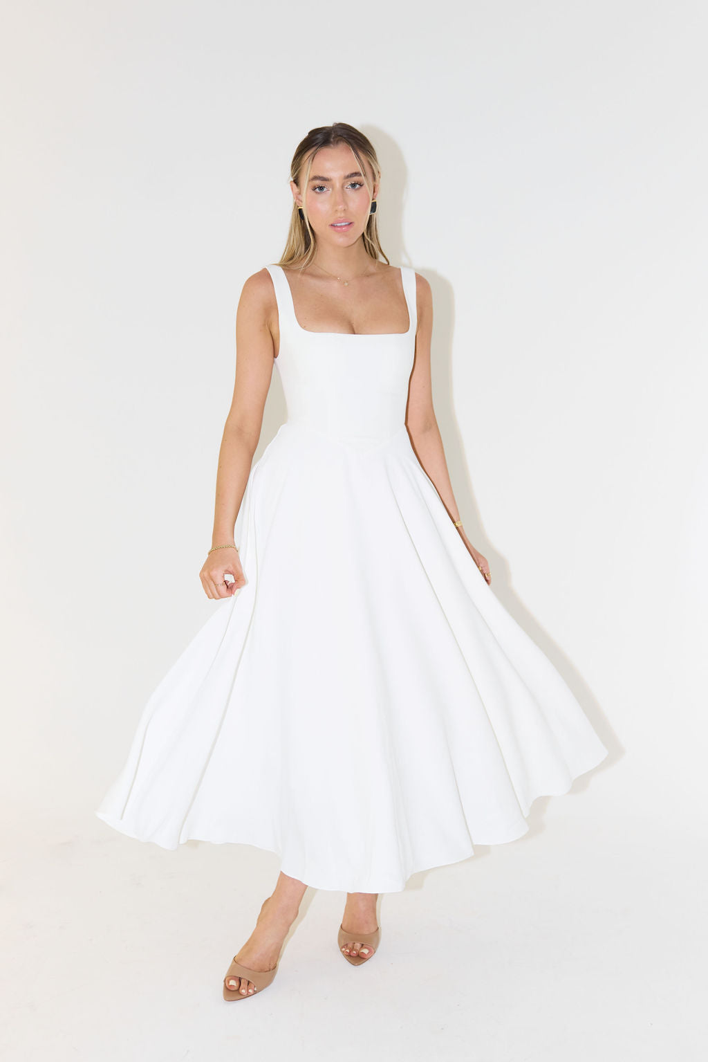 EdmĂ©e | Womenâs Sleeveless A-line Maxi Dress