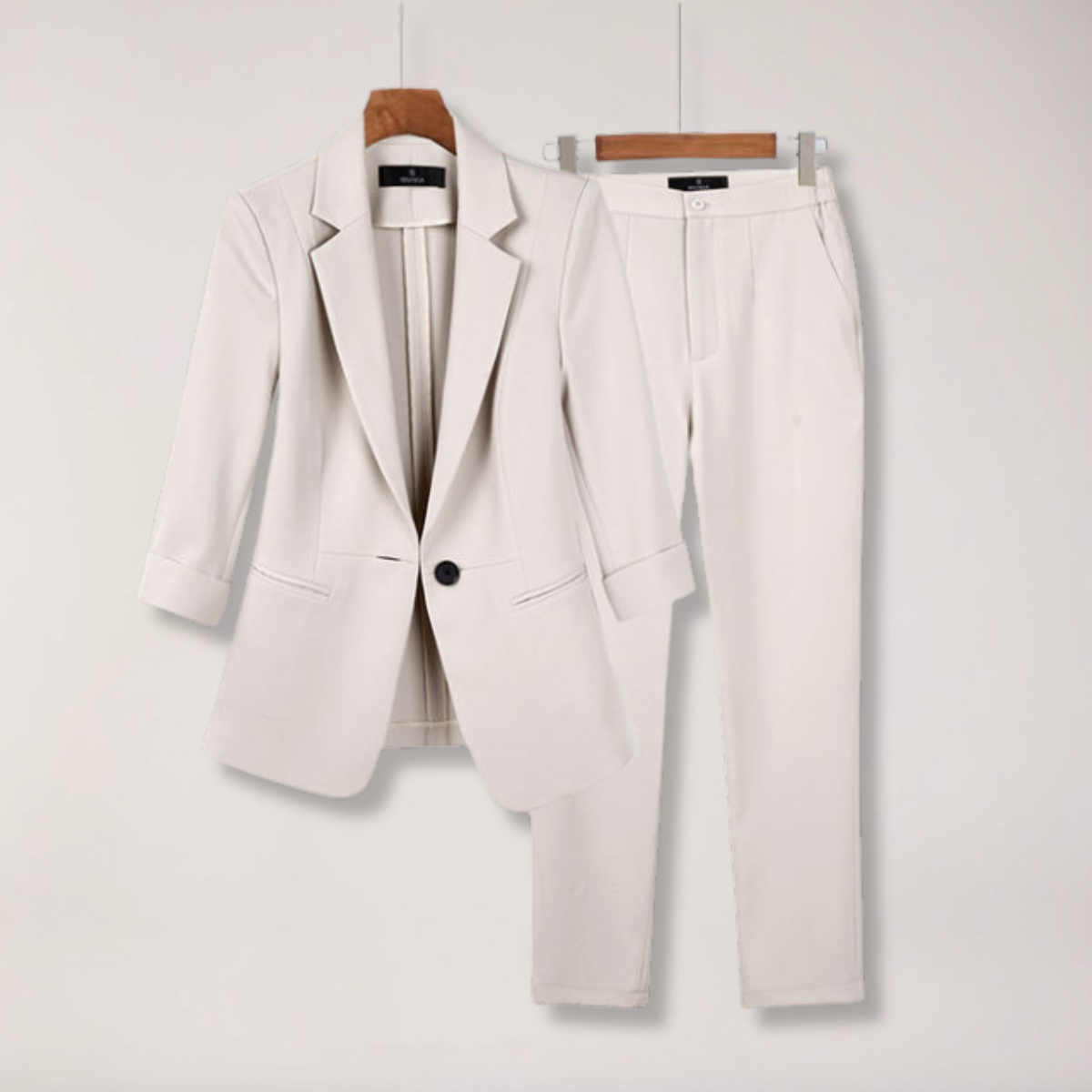 Giada | Women's High-Density Crepe Two-Piece Suit