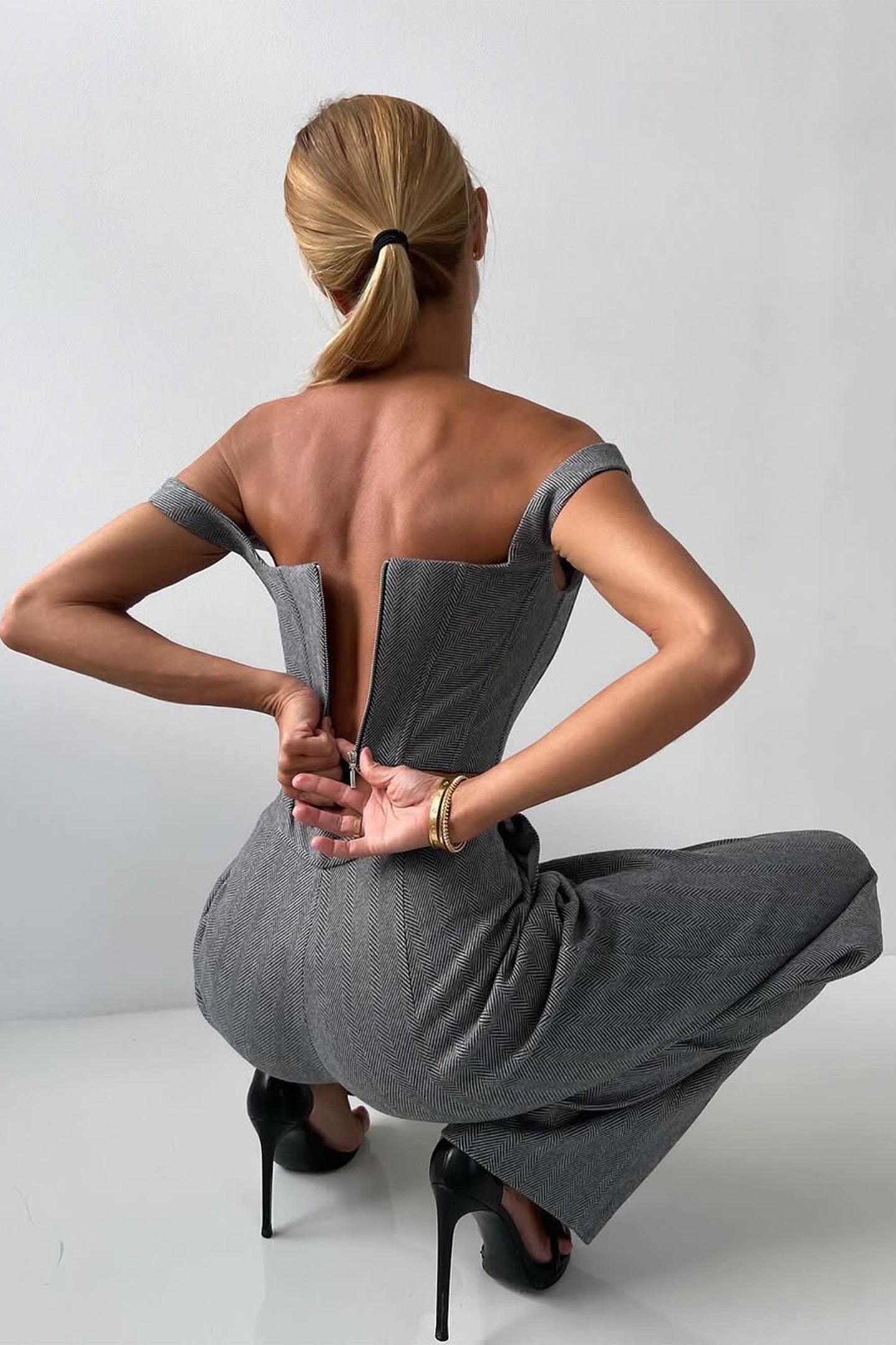 Florein | Women's Herringbone Three-Piece Suit