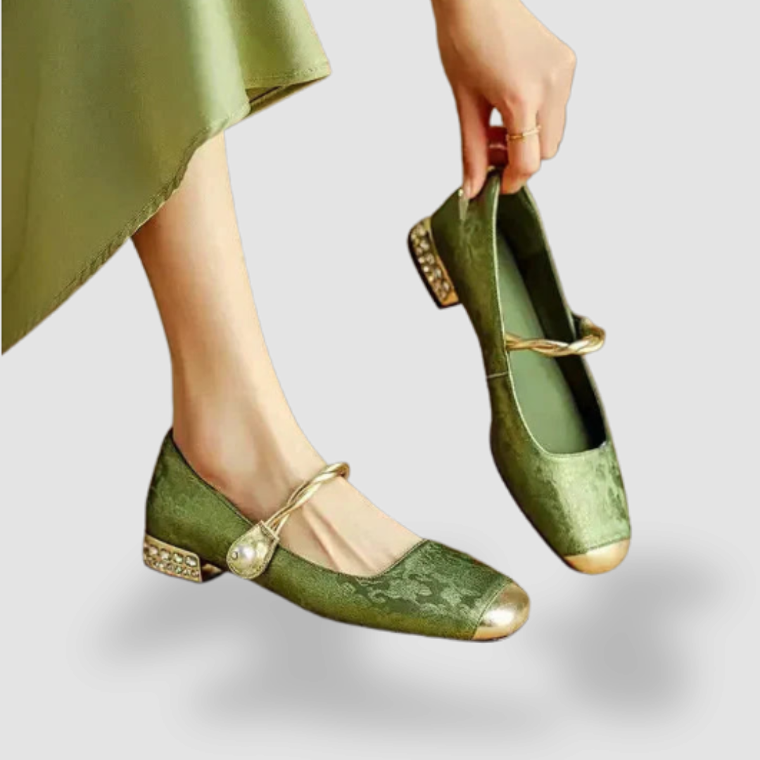 Leire | Womenâs Closed Toe Strap Low Heels