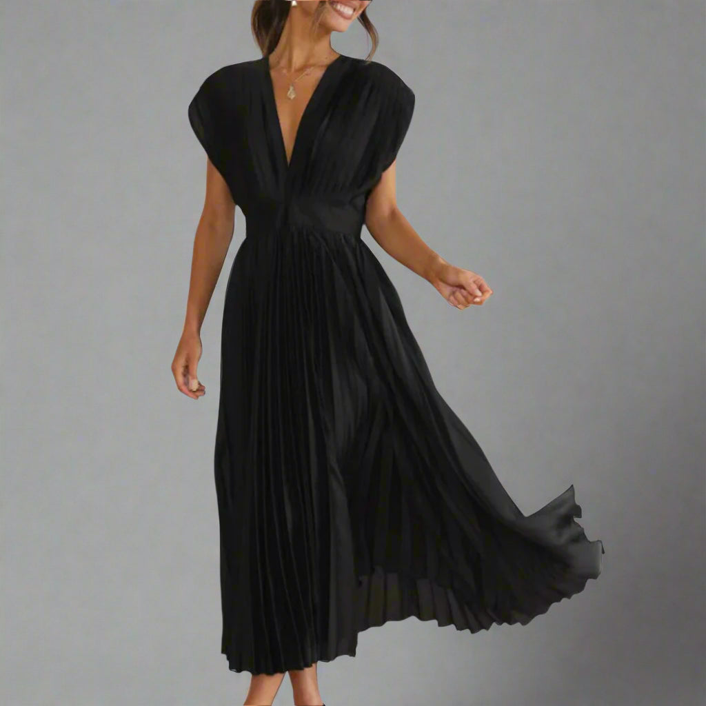 Åsa | Women’s Pleated Sleeveless Midi Dress
