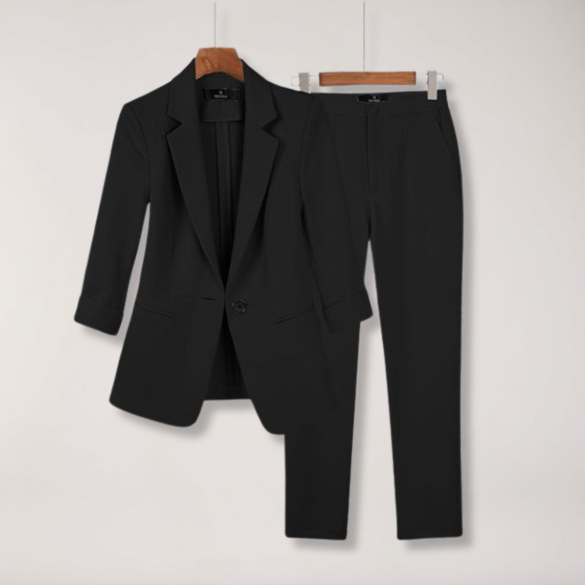 Giada | Women's High-Density Crepe Two-Piece Suit